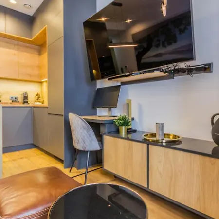 Elite Place Appartement *