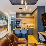 Elite Place